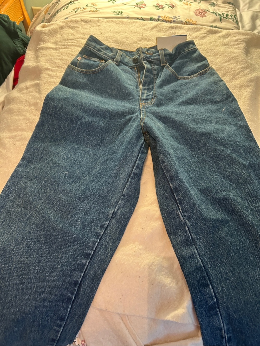 Esprit High-Rise Straight-Leg Jeans in Dark Blue Denim